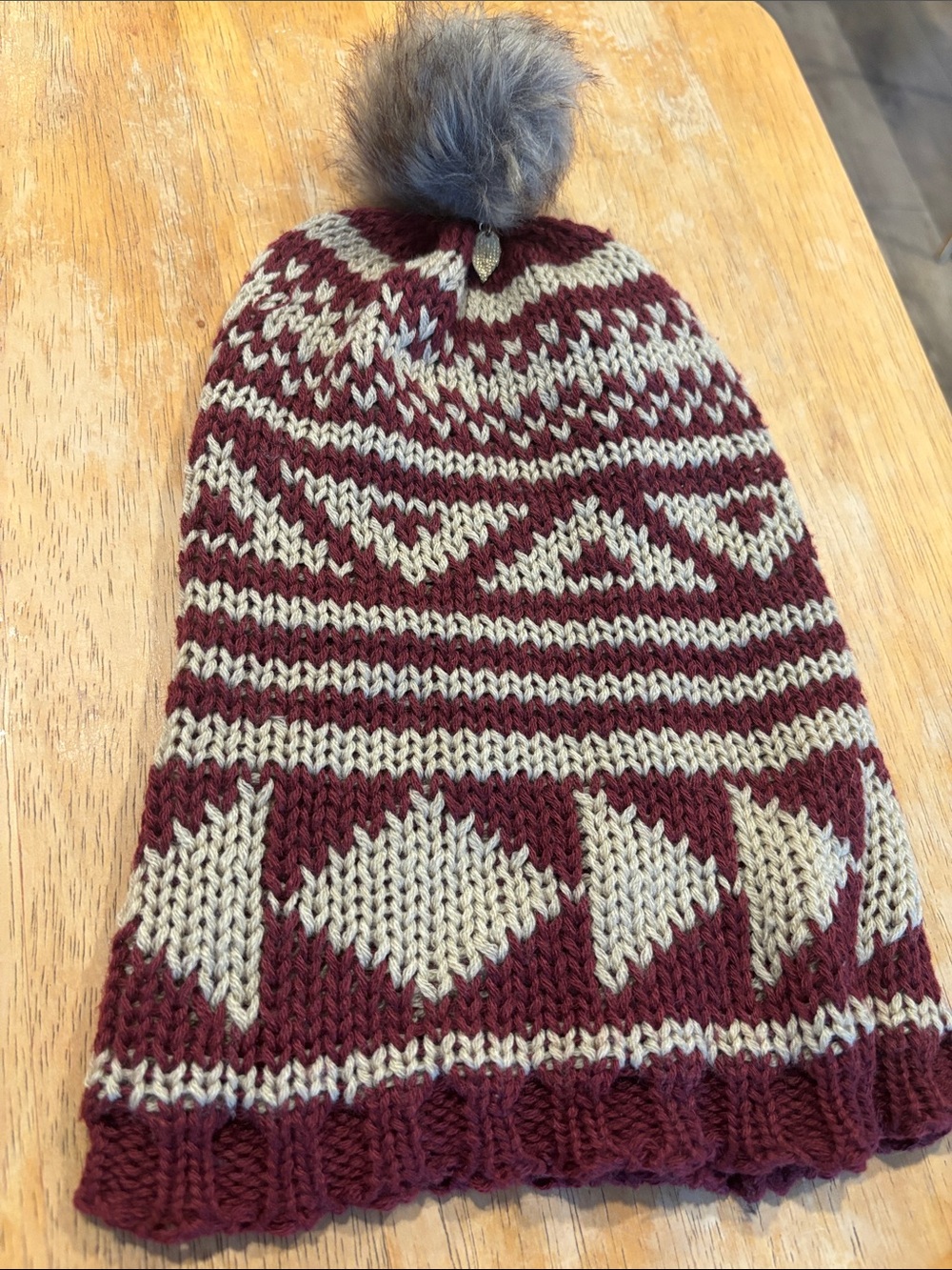 Women’s Maroon and Cream Knit Pom Beanie